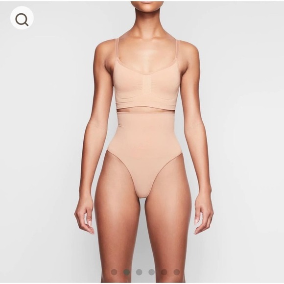 SKIMS Other - Skims Seamless Sculpt Mid Waist Briefs Thong Clay Tan Size L NWOT
